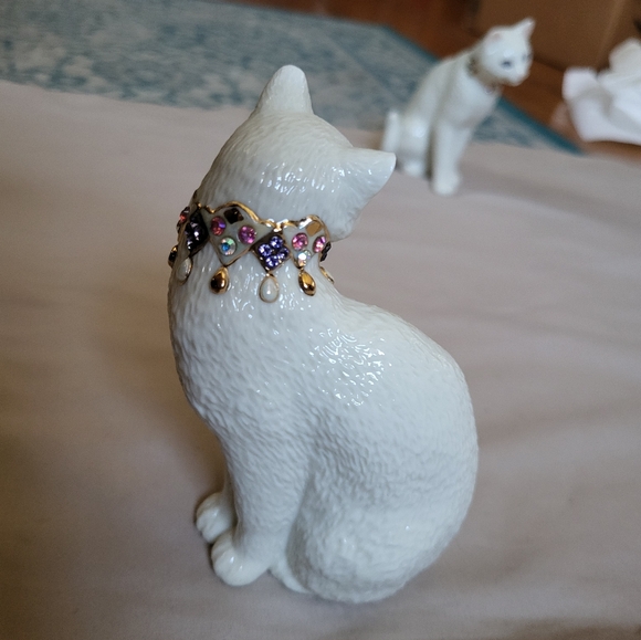 Lenox Cat Sculpture Figurine Fine Ivory China - "First Kiss" (Set of 2) - Picture 6 of 13